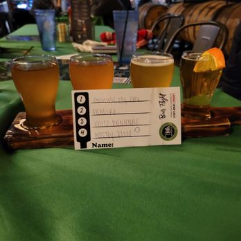 7 Hills Brewing - Great flight - Breweries Near Me - Dubuque, Iowa