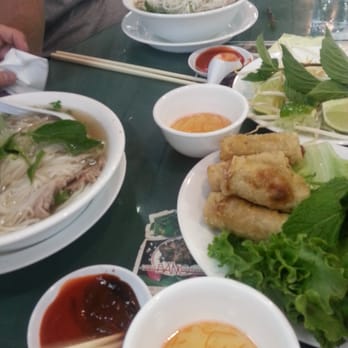 Pho Bang Restaurant - Disappointing lukewarm broth and tiny bowls! - Vietnamese Near Me - Flushing, New York Pho Bang Restaurant - Disappointing lukewarm broth and tiny bowls! - Vietnamese Near Me - Flushing, New York