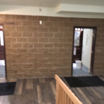 Riverdale Resort - His and hers dressing rooms.  No family options. - Hotels Near Me - Preston, Idaho
