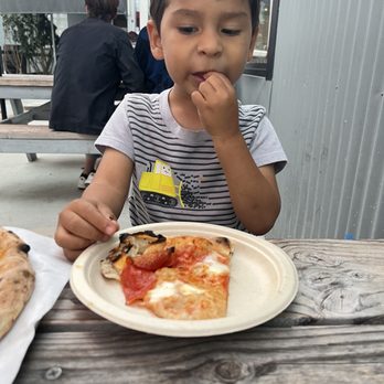 Deft Brewing - Great pizza on Friday - Breweries Near Me - San Diego, California Deft Brewing - Great pizza on Friday - Breweries Near Me - San Diego, California