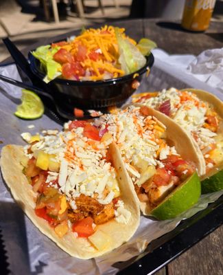 Square Grouper Tiki Bar Jupiter Inlet by null