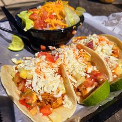 Square Grouper Tiki Bar - Taco, Taco, Taco Mahi