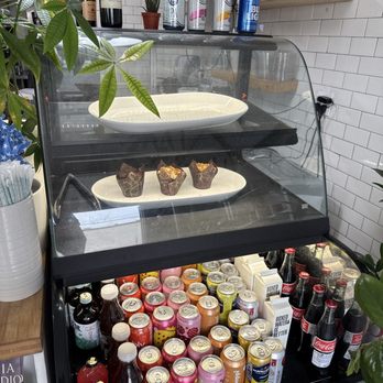 Cafe Metropole - Sandwiches Near Me - Avalon, California