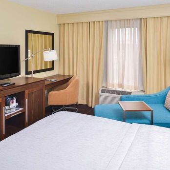 Hampton Inn Vero Beach - Guest room - Hotels Near Me - Vero Beach, Florida Hampton Inn Vero Beach - Guest room - Hotels Near Me - Vero Beach, Florida