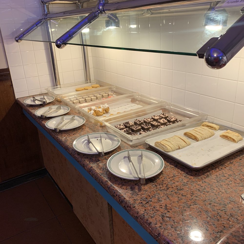 Great Wall - a buffet with a variety of food items - Chinese Near Me - Washington, Indiana Great Wall - a buffet with a variety of food items - Chinese Near Me - Washington, Indiana