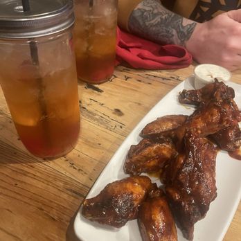David Alan Alan's Smokehouse & Saloon - Wings and Smoked old fashions - Smokehouse Near Me - Mukwonago, Wisconsin David Alan Alan's Smokehouse & Saloon - Wings and Smoked old fashions - Smokehouse Near Me - Mukwonago, Wisconsin