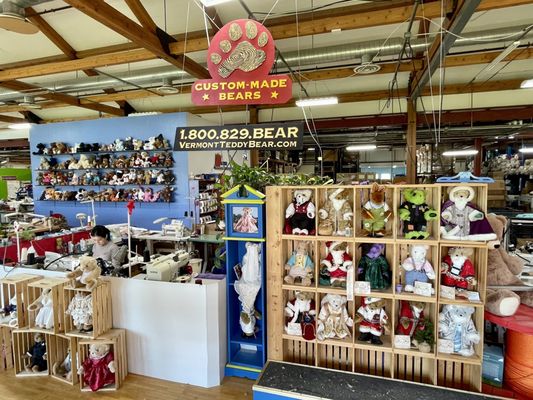 Vermont Teddy Bear Factory by null