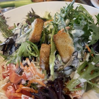 BJ's Restaurant & Brewhouse - Salad - New American Near Me - Katy, Texas