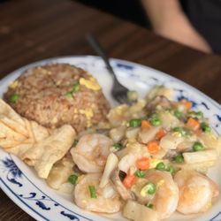 Wong's Chinese Restaurant - Shrimp in lobster sauce