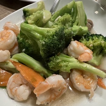 Dumpling Inn - Shrimp with broccoli - Chinese Near Me - San Diego, California