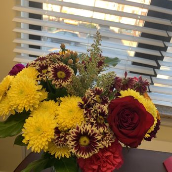Creative Flower Shop - Received 10-8.....still beautiful!! - Florists Near Me - Middle Village, New York