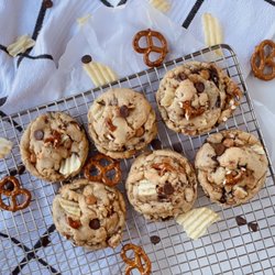 Winter Fate Bakes - Gameday Cookies