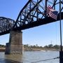 Photo of MacArthur Bridge