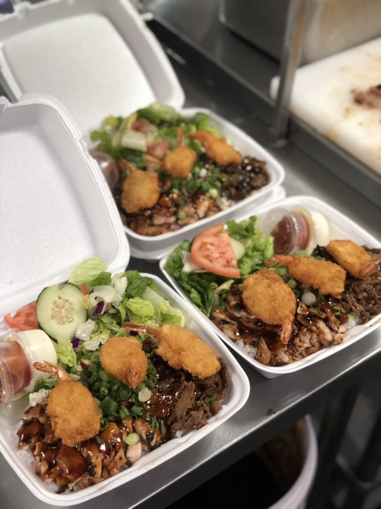 Food from Teriyaki House Grill