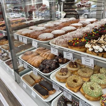 Randy's Donuts - Donuts Near Me - Fresno, California Randy's Donuts - Donuts Near Me - Fresno, California
