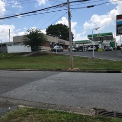 4 Brothers Food Store