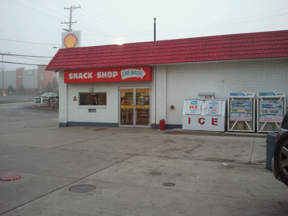SHELL SERVICE STATION Updated May 2024 1500 Old Brodhead Rd, Monaca