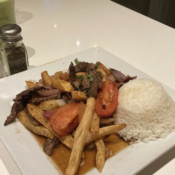 Mamita Peruvian Restaurant - Lomo Saltado - Peruvian Near Me - Glendale, California Mamita Peruvian Restaurant - Lomo Saltado - Peruvian Near Me - Glendale, California