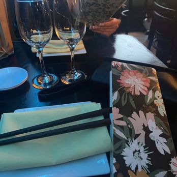 Umai Umai - Ambiance - Sushi Bars Near Me - Philadelphia, Pennsylvania