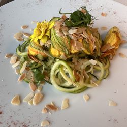 Lo Zafferano - Almond and zucchini flower with saffron