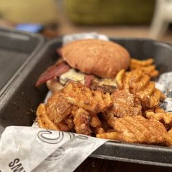 Sickies Garage Burgers & Brews - Bacon Lovers' Burger