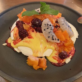 Stage Kitchen & Bar - Pavlova which is meringue with fruit - Tapas/Small Plates Near Me - Palm Beach Gardens, Florida Stage Kitchen & Bar - Pavlova which is meringue with fruit - Tapas/Small Plates Near Me - Palm Beach Gardens, Florida
