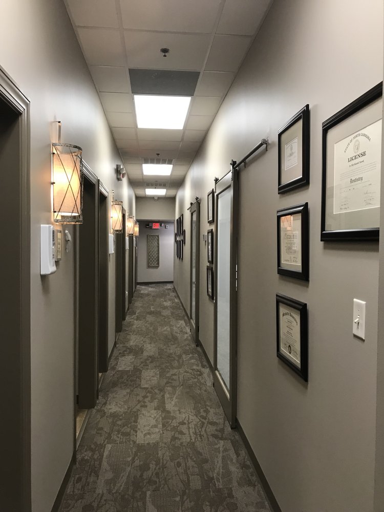 STRAIGHT EDGE PAINTING Updated September 2024 23 Photos 33 Coxe