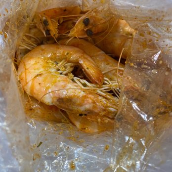 The Kickin Crab - Pound of shrimp on the kickin' sauce! - Seafood Near Me - Bell Gardens, California