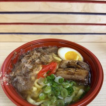 Eaton Square - Mahalo Noodle - Shopping Centers Near Me - Honolulu, Hawaii Eaton Square - Mahalo Noodle - Shopping Centers Near Me - Honolulu, Hawaii