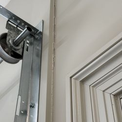 CR did not predrill the holes before installing screws, which caused the trim to detach from the wall. Very poor installation.