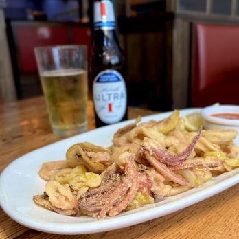 Giordano's - Calamari and more - Pizza Near Me - Chicago, Illinois Giordano's - Calamari and more - Pizza Near Me - Chicago, Illinois