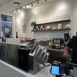 Miu’s Tea - Front