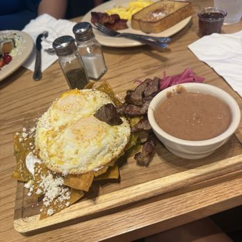 Maggie's Sunrise Cafe - Coffee & Tea Near Me - Bakersfield, California