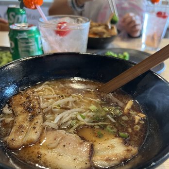 Tenji Ramen - Tonkotsu Black Ramen and Peach Shirley Temples - Ramen Near Me - Murrieta, California