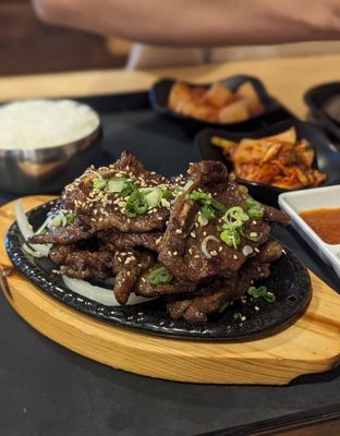 부산 돼지국밥 Busan Daegee Gukbap by null