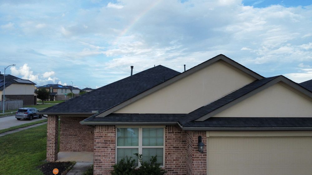 Slide of Berry Good Roofing & Efficiency