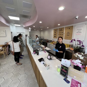 Berry Brand - The counter - Acai Bowls Near Me - Tustin, California Berry Brand - The counter - Acai Bowls Near Me - Tustin, California