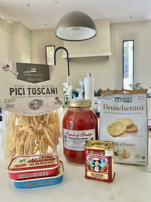 Colombo's Deli by null