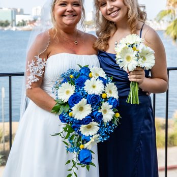 Cristina's Flowers - Florists Near Me - Long Beach, California