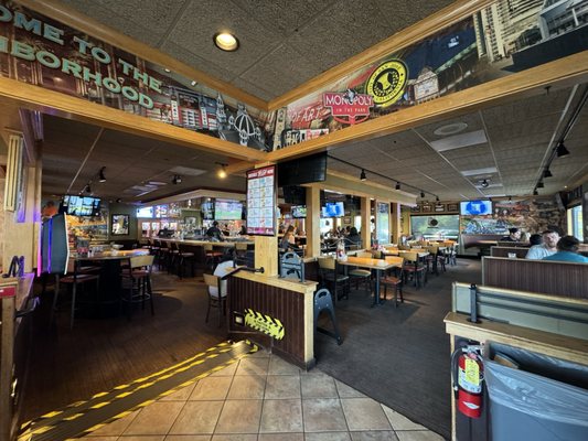 Applebee's Grill + Bar by null