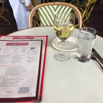 Le Diplomate - Brasseries Near Me - Washington, DC, District of Columbia