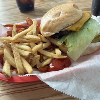 Phil's Icehouse - Allandale - Burgers Near Me - Austin, Texas
