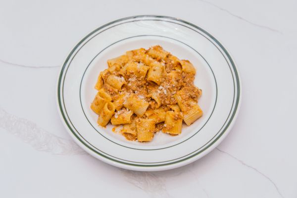 Kiki's Dining & Drinks by null