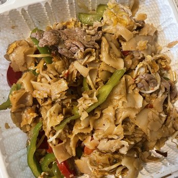 Thai Wok Kitchen - N3 Pad Kee Mao (Drunken Noodle) - Thai Near Me - Vancouver, Washington