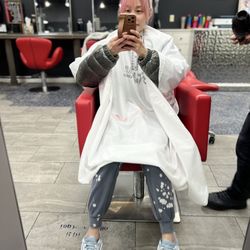 Top Hair Studio 東田造型 - Getting my bang trim again!