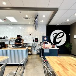 Capriotti's Sandwich Shop - Cashier and prep area