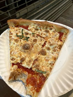 Gino’s Pizzeria by null