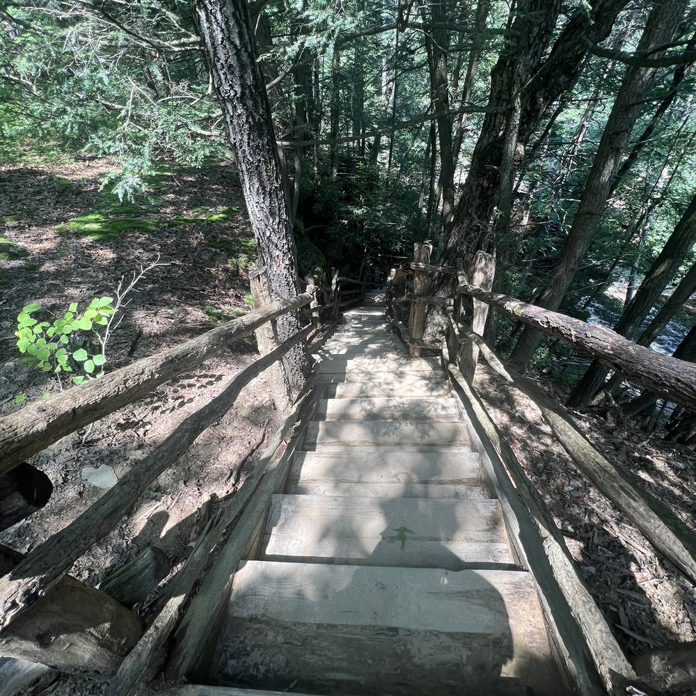 Bushkill Falls - Blue trail - Tours Near Me - Bushkill, Pennsylvania Bushkill Falls - Blue trail - Tours Near Me - Bushkill, Pennsylvania