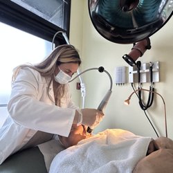 Lonsdale Skin and Laser Clinic - RF Microneedling using Lutronic Genius AI controlled precise energy delivery system