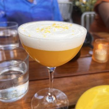 Oceano Kitchen - Lemon cocktail with vanilla foam. Very good! - New American Near Me - Lake Worth Beach, Florida